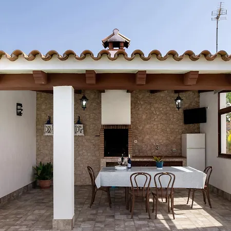 Mendoza Olivo カントリーハウス コニル・デ・ラ・フロンテラ