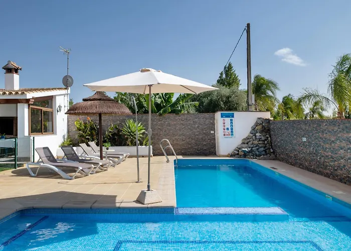 カントリーハウス Mendoza Olivo コニル・デ・ラ・フロンテラ